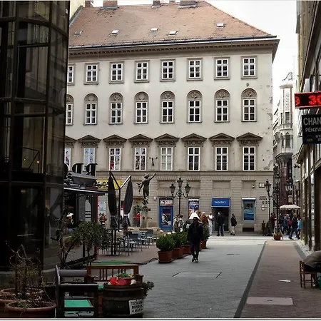 Diamond * Budapest